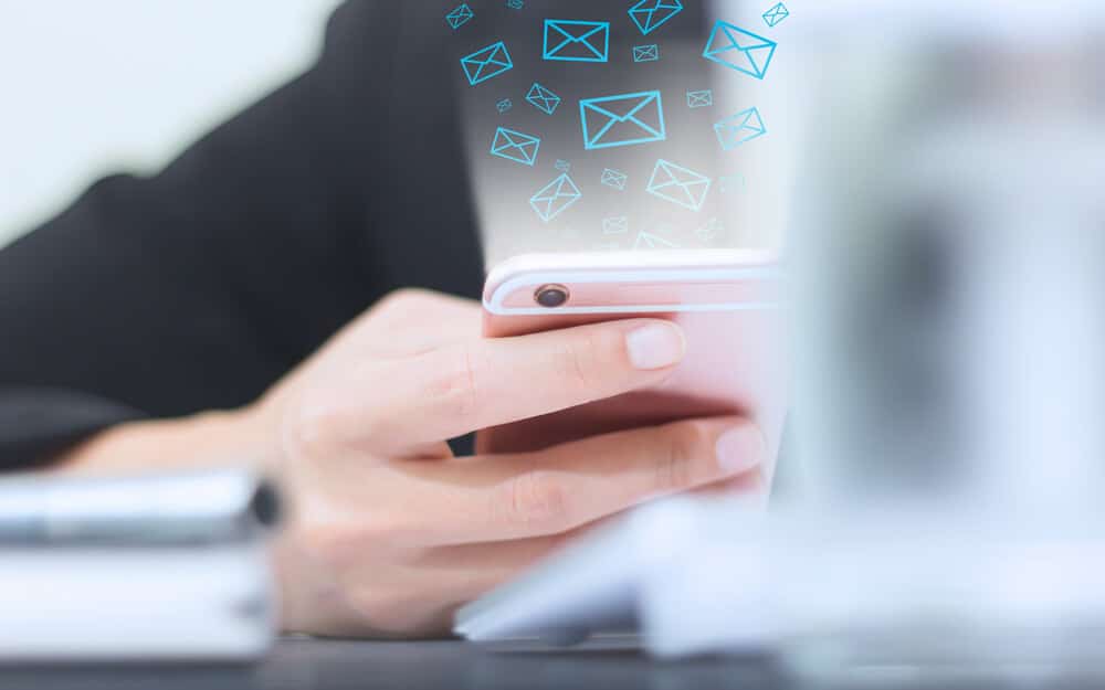 email-marketing-via-cellphone-strategy