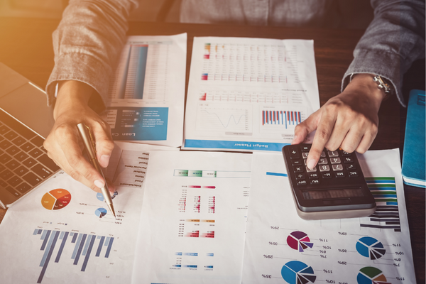 An up-to-date view of the finances helps top-level management make swift decisions that can save your business time and money.