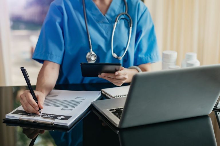 We take a look at some of the intricacies of financial reporting in the healthcare industry and offer tips for handling the accounting side of your healthcare practice impeccably. 